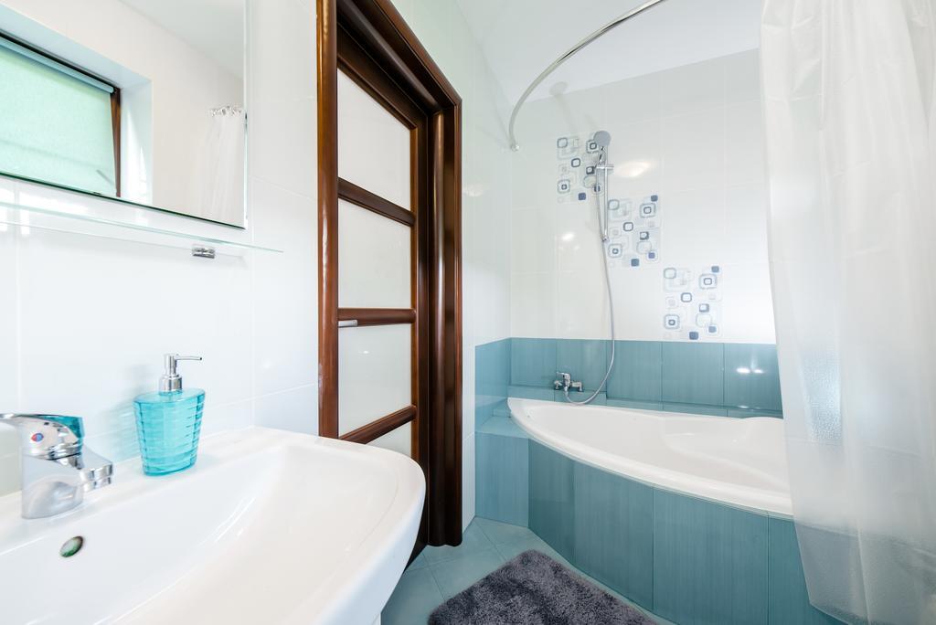 Apartamenty Niezapominajka 포로닌 외부 사진